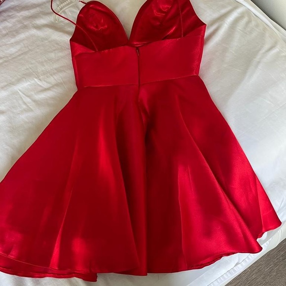 Sherri Hill Prom Dress - Picture 4 of 5